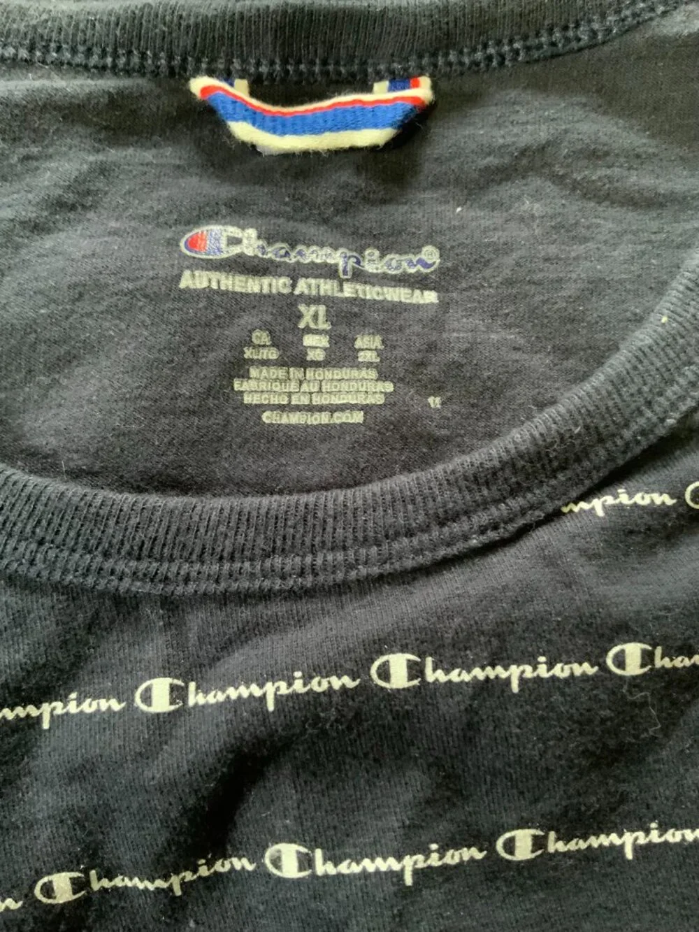 Champion Men’s Black & White Spell Out T-Shirt Size XL (1186) - Picture 6 of 8